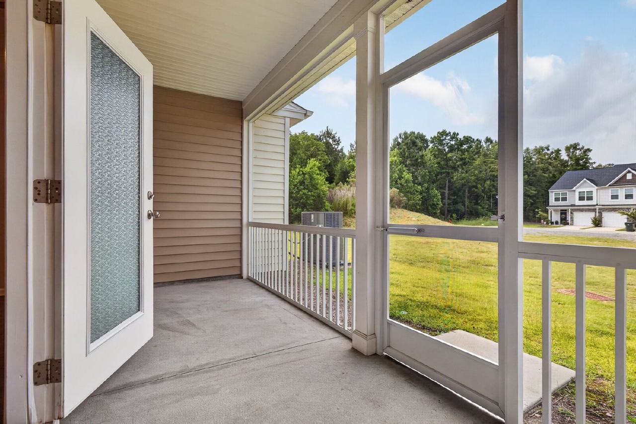 230 Swallowtail Ln - Photo 5 of 26