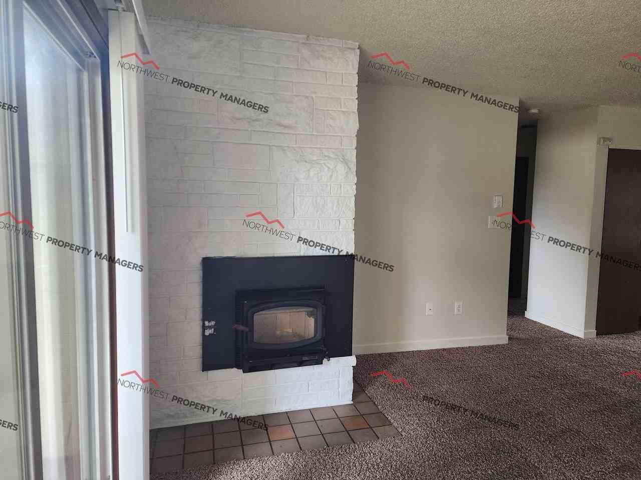 Monte Villa Apartments | R282E | - Photo 4 of 23