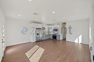 featured image of 1664 Glen Ave #3