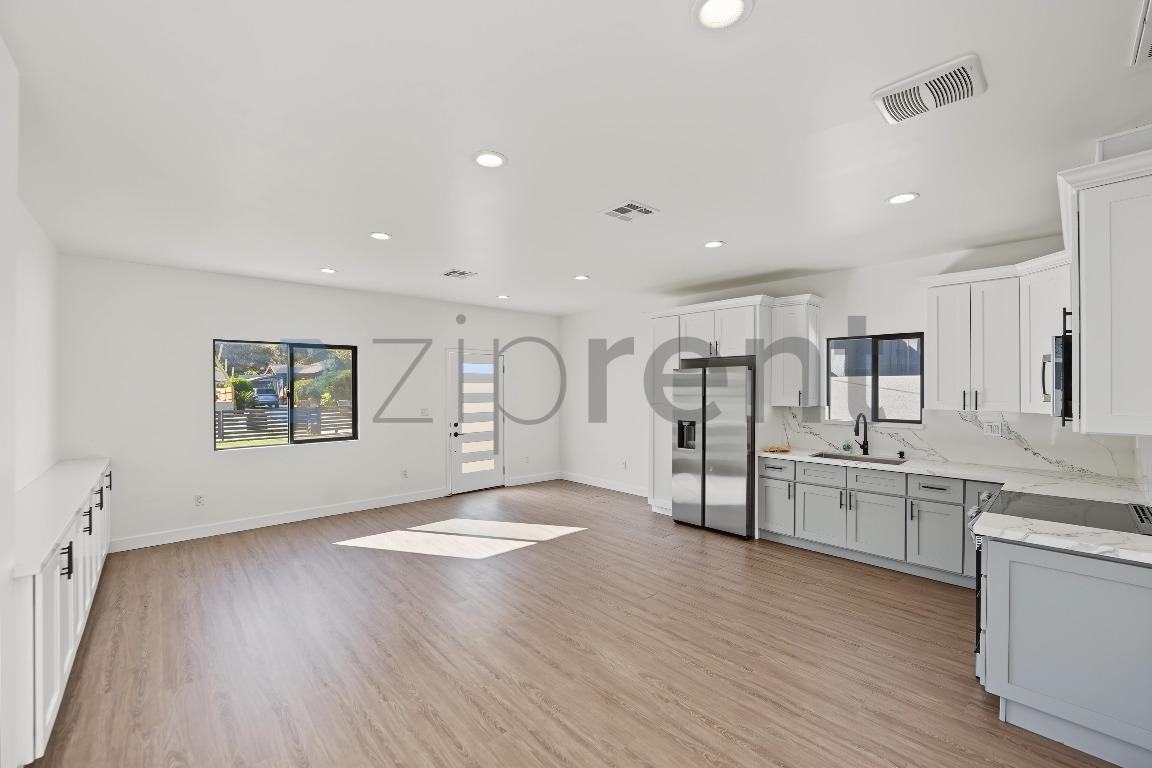 1664 Glen Ave #3 - Photo 7 of 17