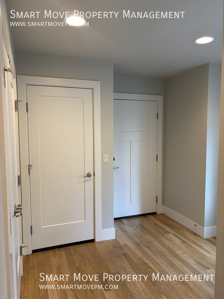 3232 E Thoroughbred Ln - Photo 5 of 30