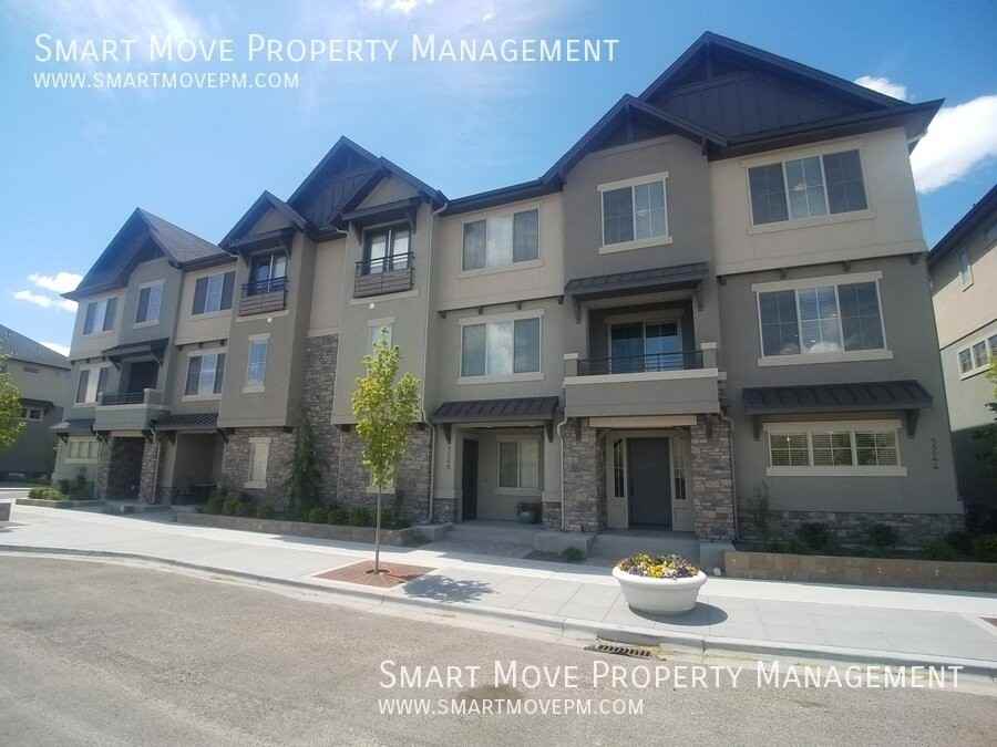 3232 E Thoroughbred Ln - Photo 4 of 30