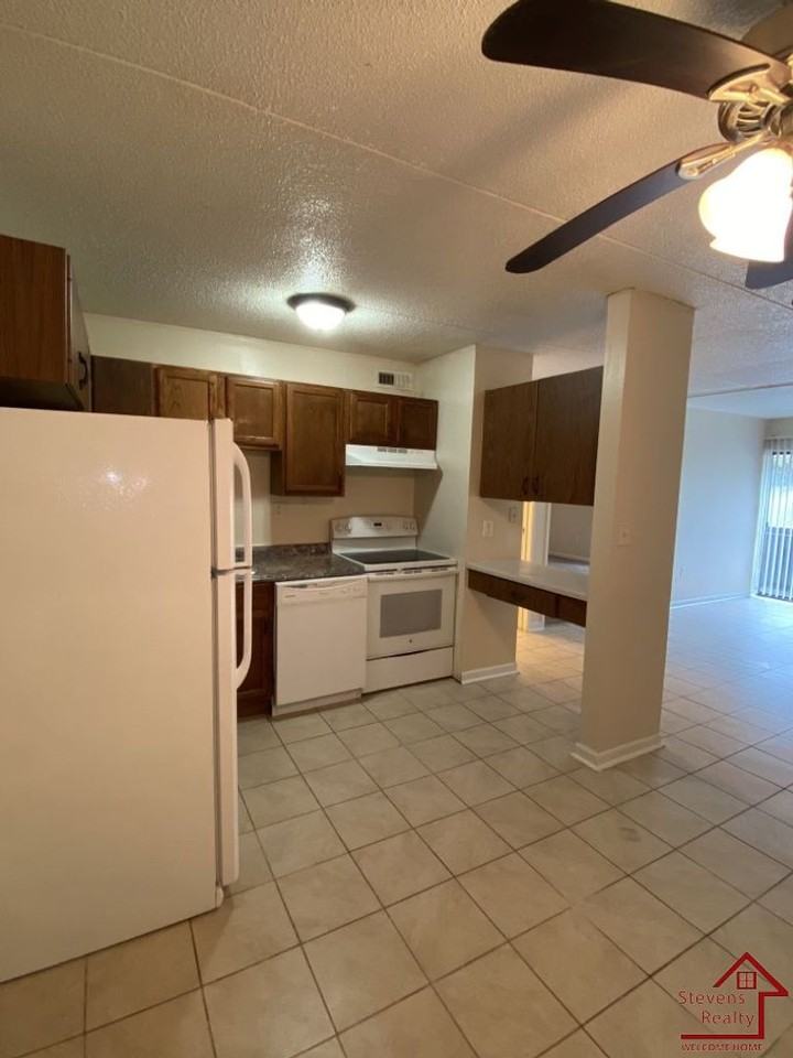 Ridge Terrace Apartments - Photo 6 of 40