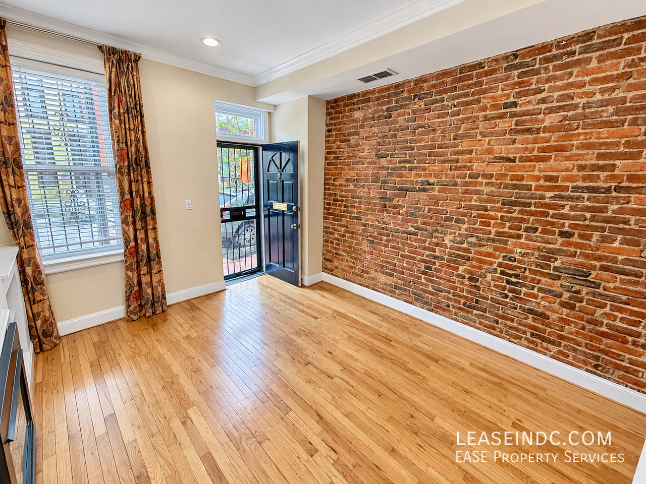 2251 12th Pl Nw - Photo 4 of 23