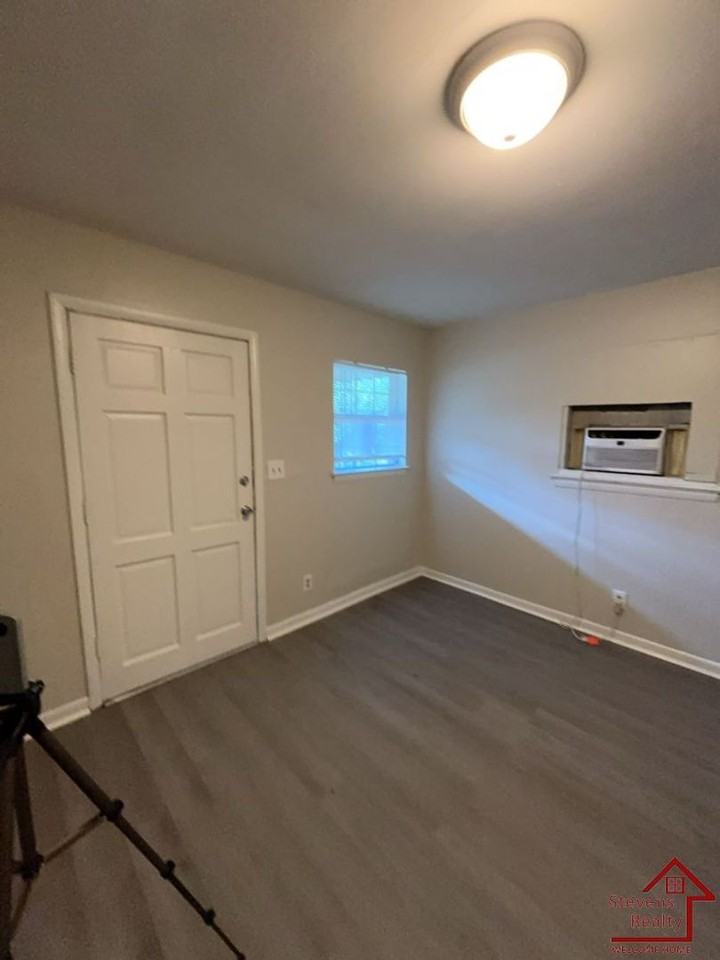 3710 Central Ave #A - Photo 3 of 18