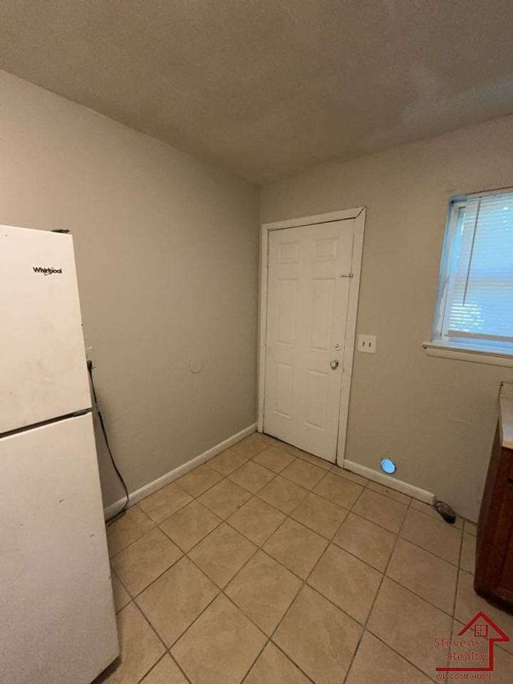 3710 Central Ave #A - Photo 6 of 18