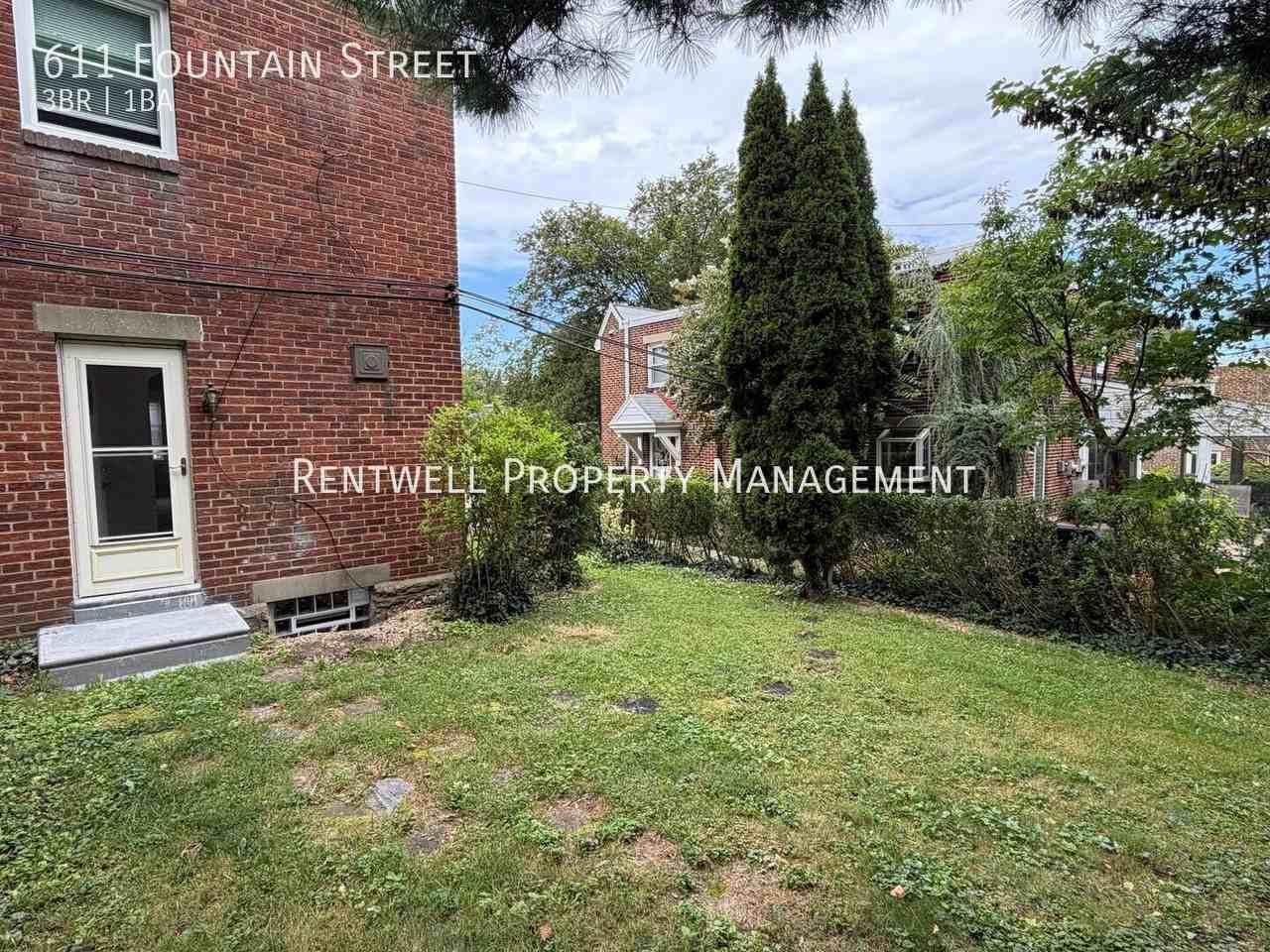 611 Fountain St - Photo 3 of 20