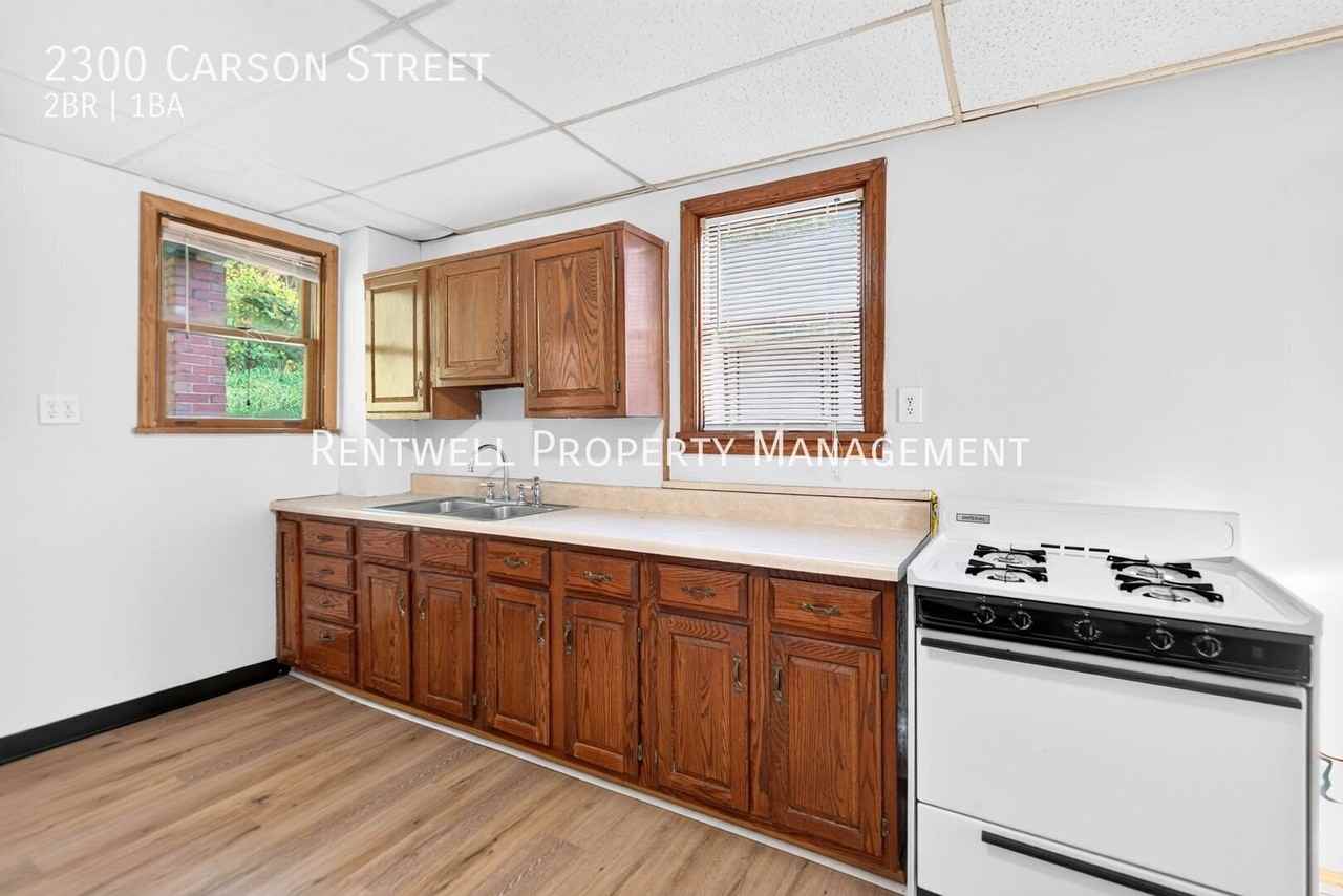 2300 Carson St - Photo 7 of 26
