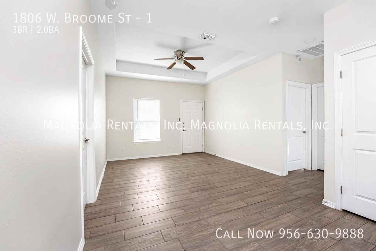 1806 W Broome St #1 - Photo 5 of 13