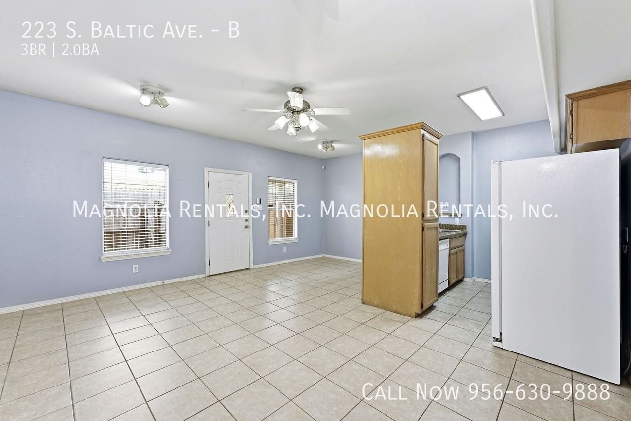 223 Baltic Ave #B - Photo 4 of 18