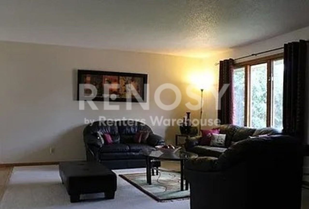 9122 Quantico Ln N - Photo 4 of 15