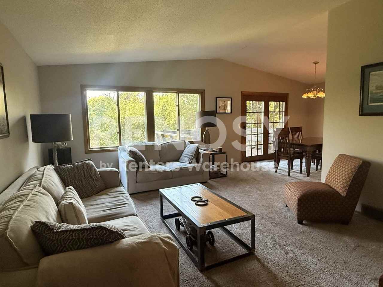 6664 Edgemont Blvd N - Photo 5 of 35
