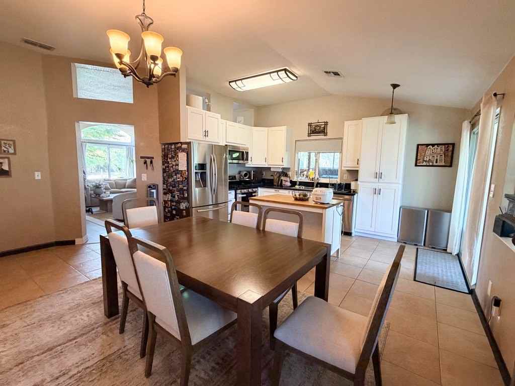1601 Highland Cir #NA - Photo 6 of 20