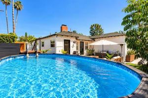 featured image of 14418 Collins St #NA