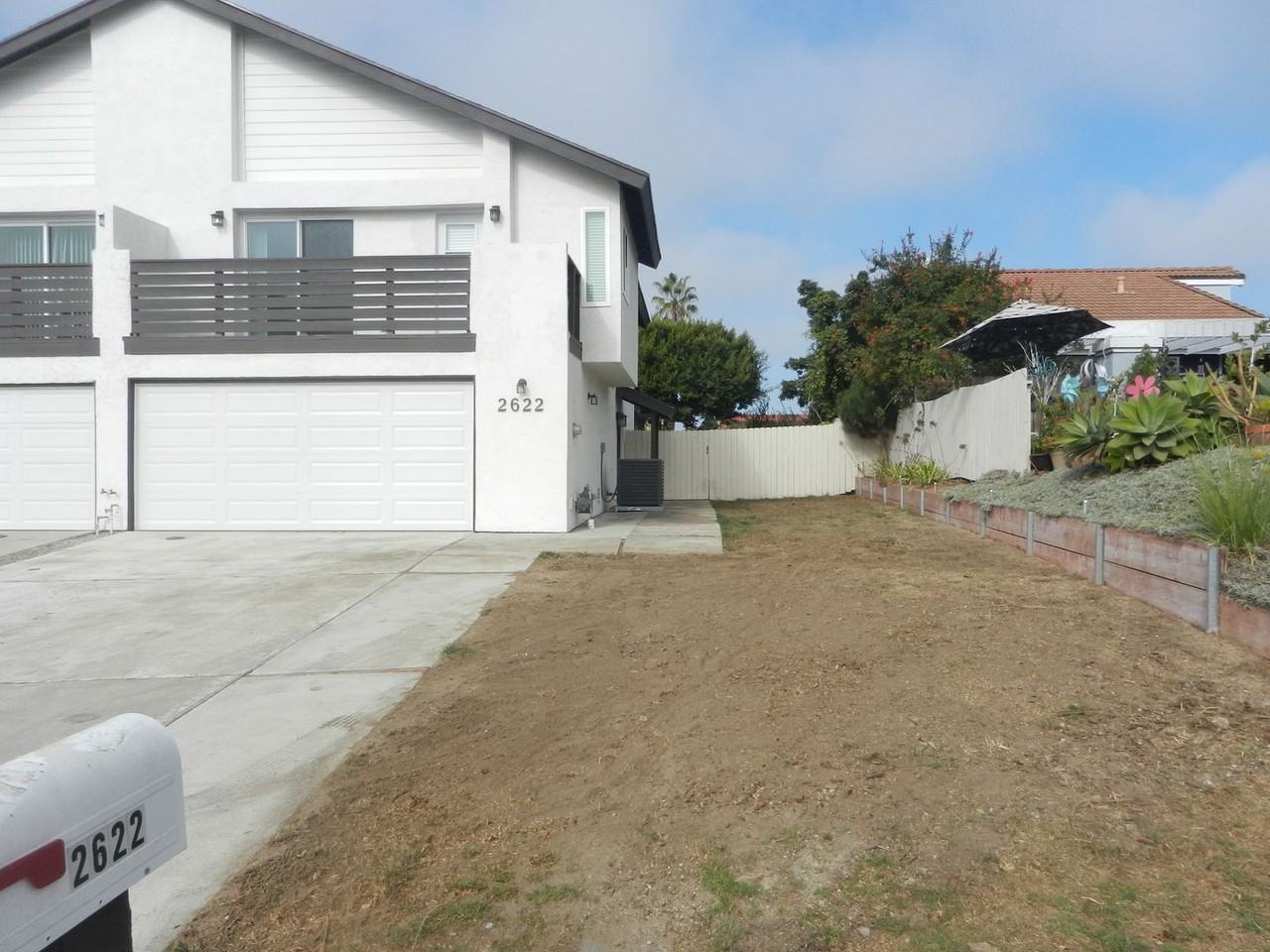 2622 Luciernaga St - Photo 2 of 34