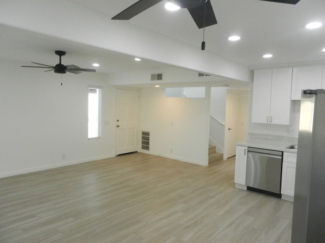 2622 Luciernaga St - Photo 5 of 34