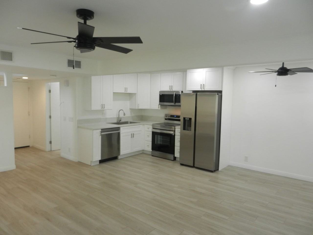 2622 Luciernaga St - Photo 6 of 34