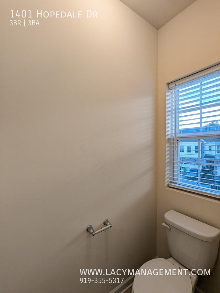 1401 Hopedale Dr #1 - Photo 7 of 22