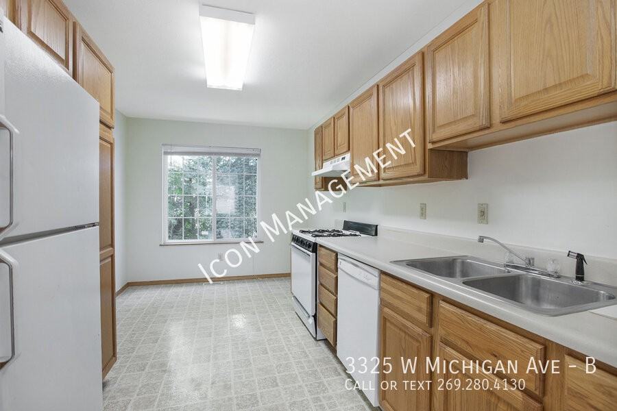 3325 W Michigan Ave #B - Photo 6 of 22