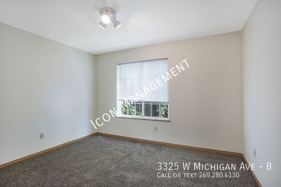 3325 W Michigan Ave #B - Photo 7 of 22