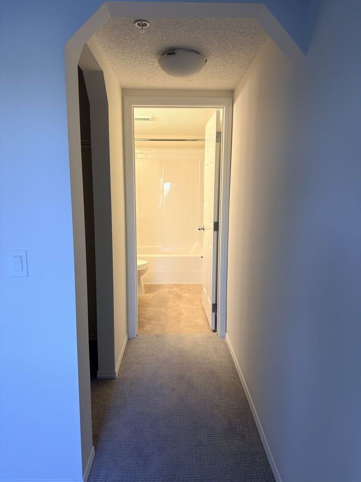 115 Prestwick Villas Se - Photo 6 of 20