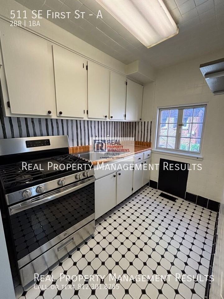 511 Se 1st St #A - Photo 6 of 17