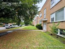 9007 La Crosse Ave #1S - Photo 1 of 1