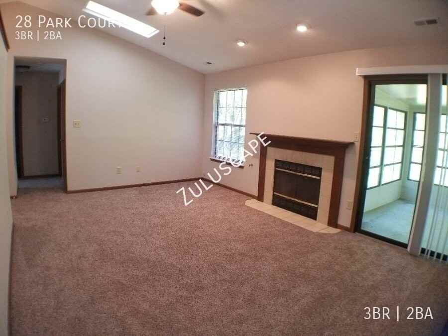 28 Park Ct - Photo 6 of 13
