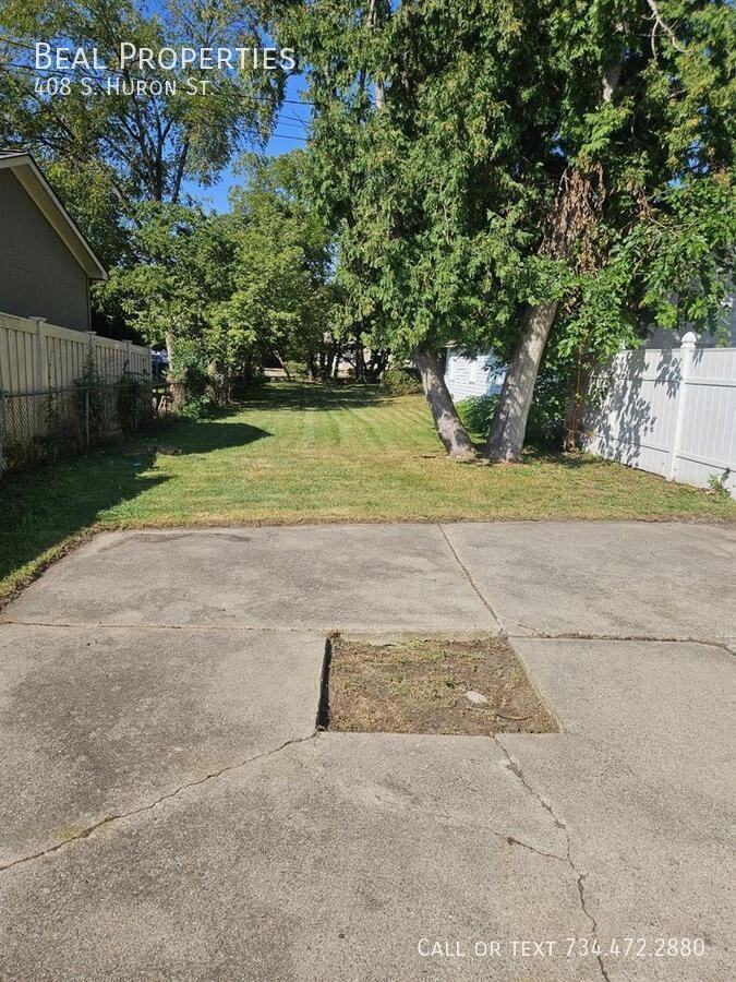 408 S Huron St - Photo 4 of 21
