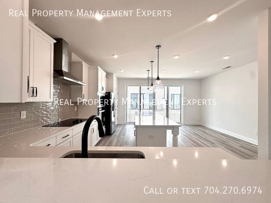13013 Moon Rd - Photo 4 of 24