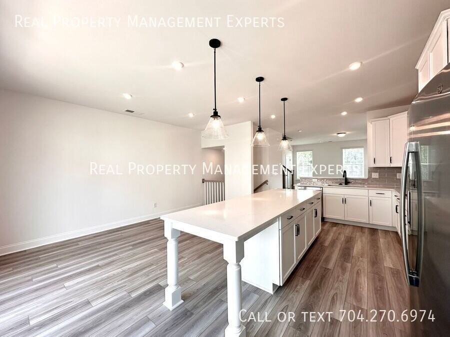 13013 Moon Rd - Photo 5 of 24