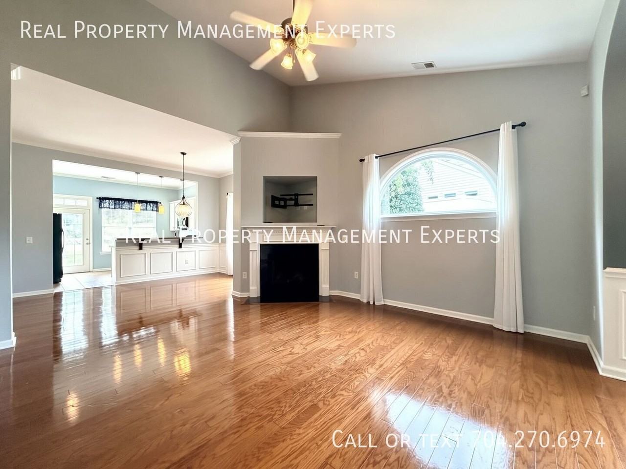 200 Park View Dr - Photo 5 of 19