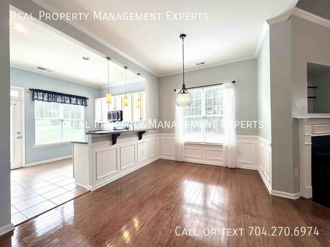 200 Park View Dr - Photo 6 of 19