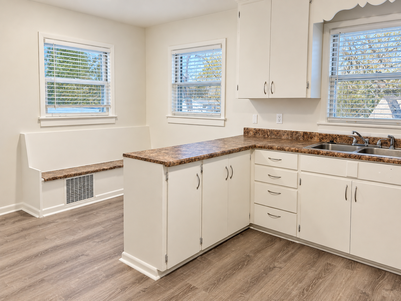 88 S Garland St - Photo 7 of 29