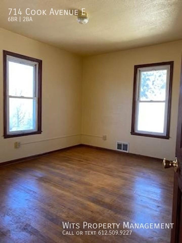 714 Cook Ave E - Photo 4 of 19