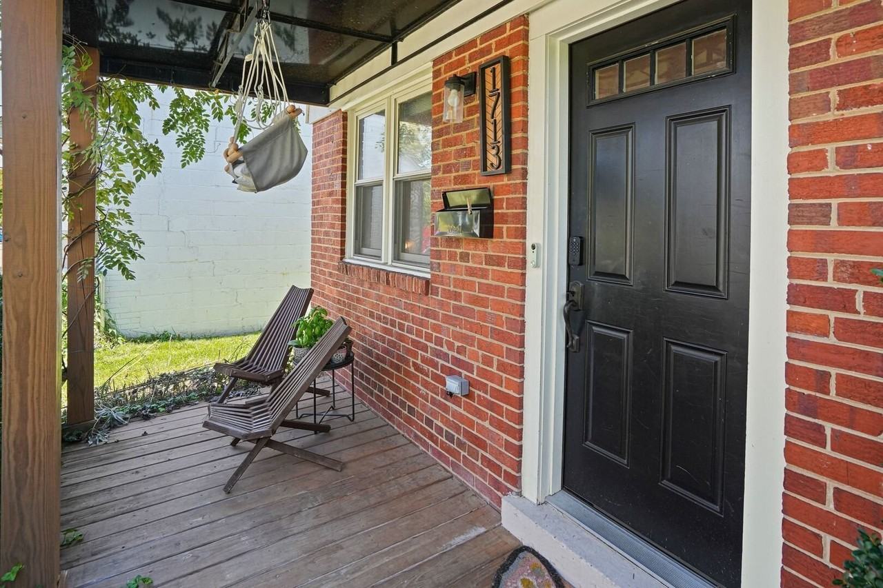 1713 Newton St Ne - Photo 3 of 26
