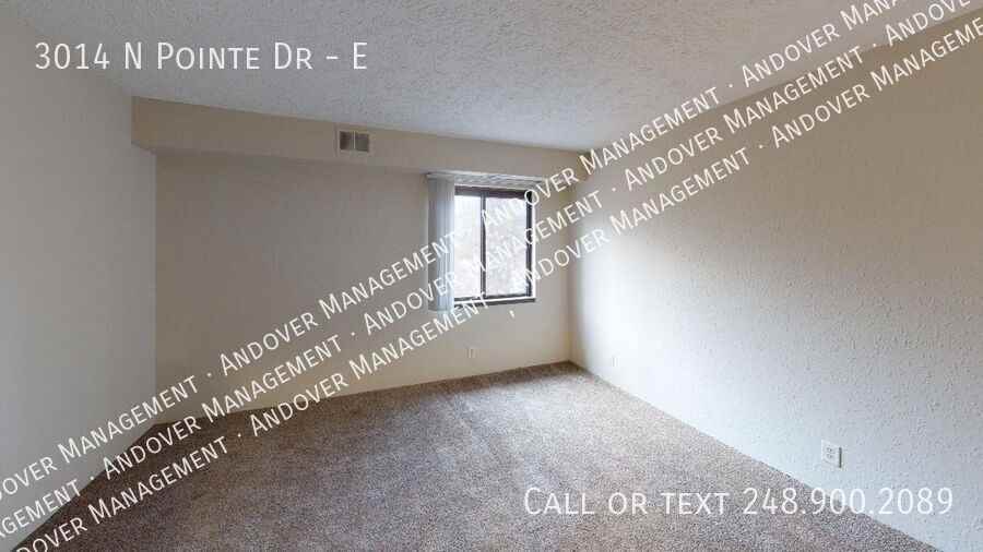 3014 N Pointe Dr #E - Photo 4 of 12