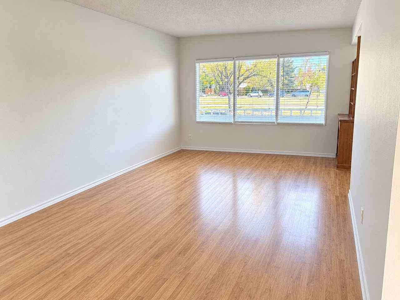 7517 Huntervalley Rd Nw - Photo 5 of 20