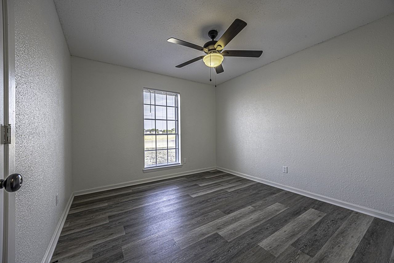 530 N Main St #NA - Photo 7 of 13