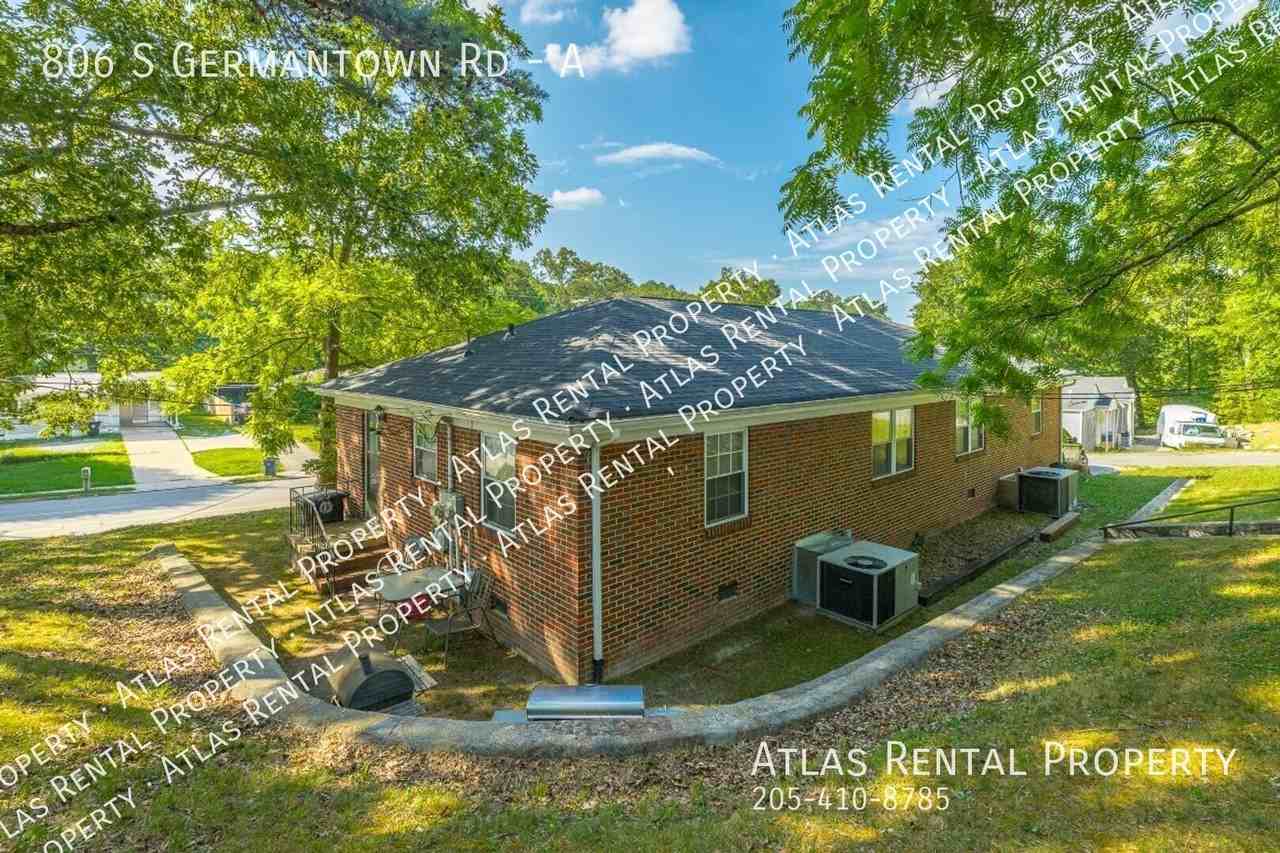 806 S Germantown Rd #A - Photo 4 of 11