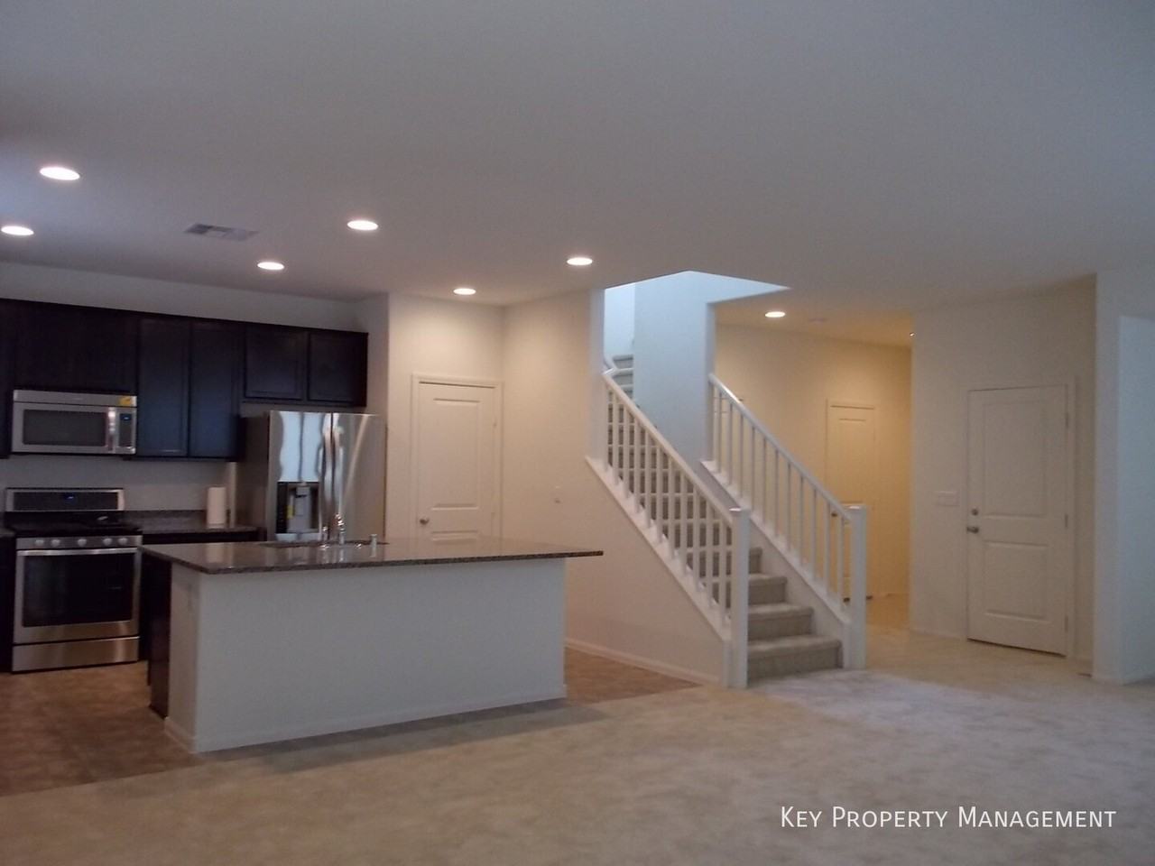 10691 Country Knoll Way - Photo 4 of 22