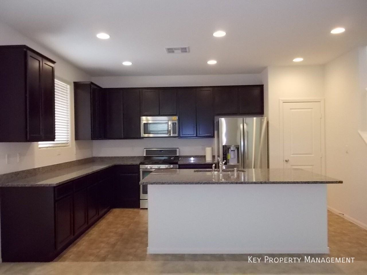 10691 Country Knoll Way - Photo 6 of 22