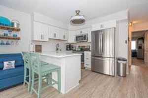 featured image of 6 42nd St #303