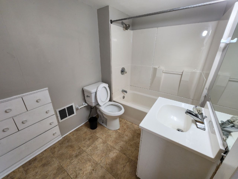 1548 Mapledale Rd - Photo 4 of 8