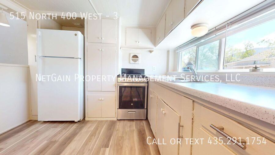 515 N 400 W #3 - Photo 2 of 9