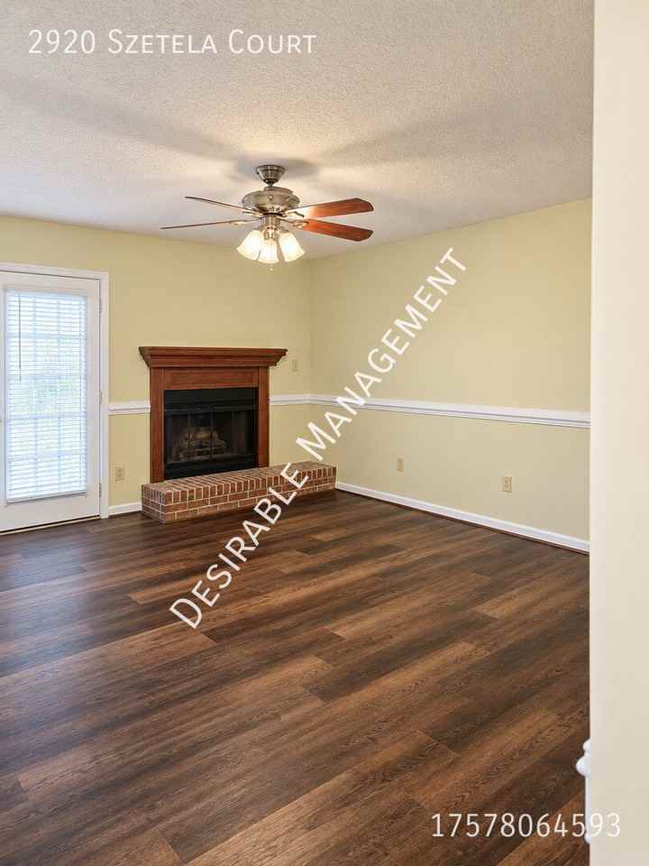 2920 Szetela Ct - Photo 3 of 10