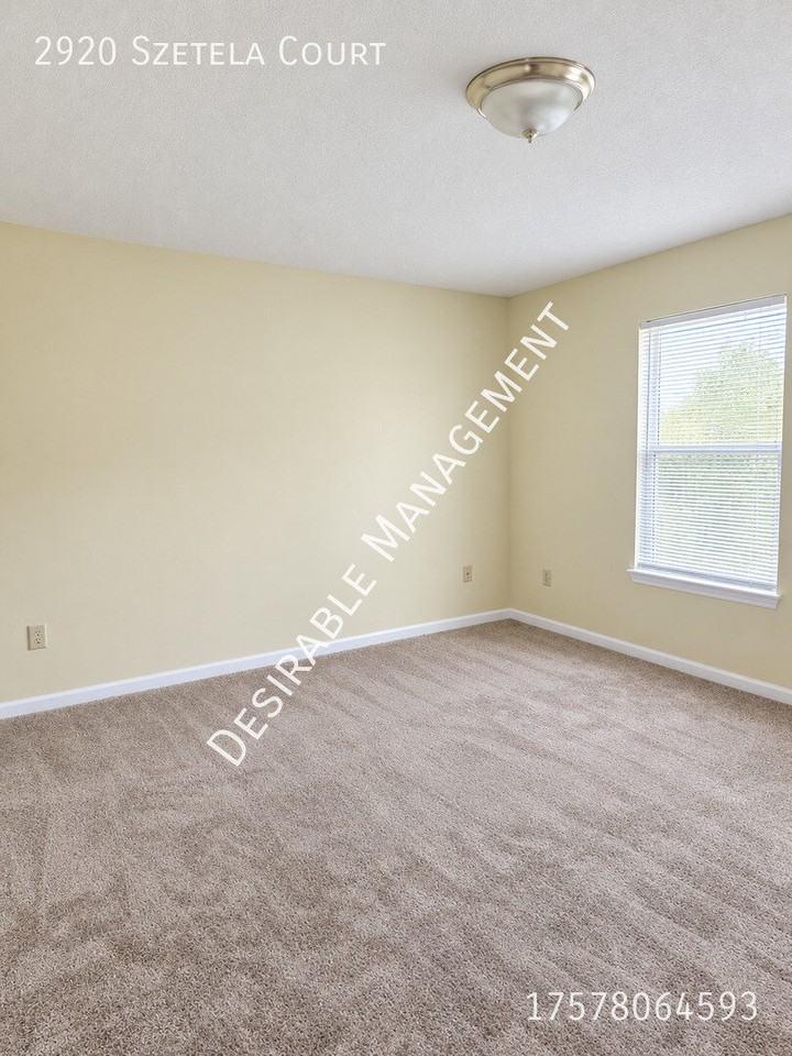 2920 Szetela Ct - Photo 5 of 10