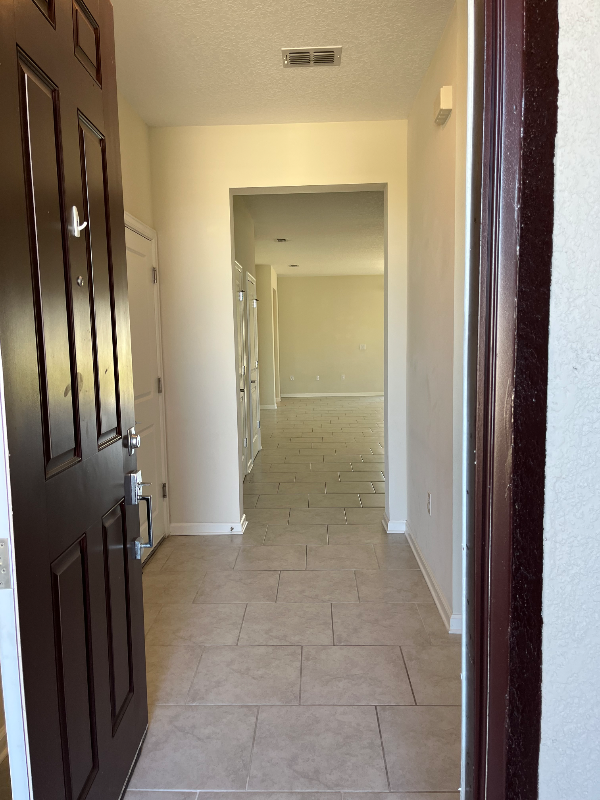 1370 Lassen St #AB - Photo 5 of 38
