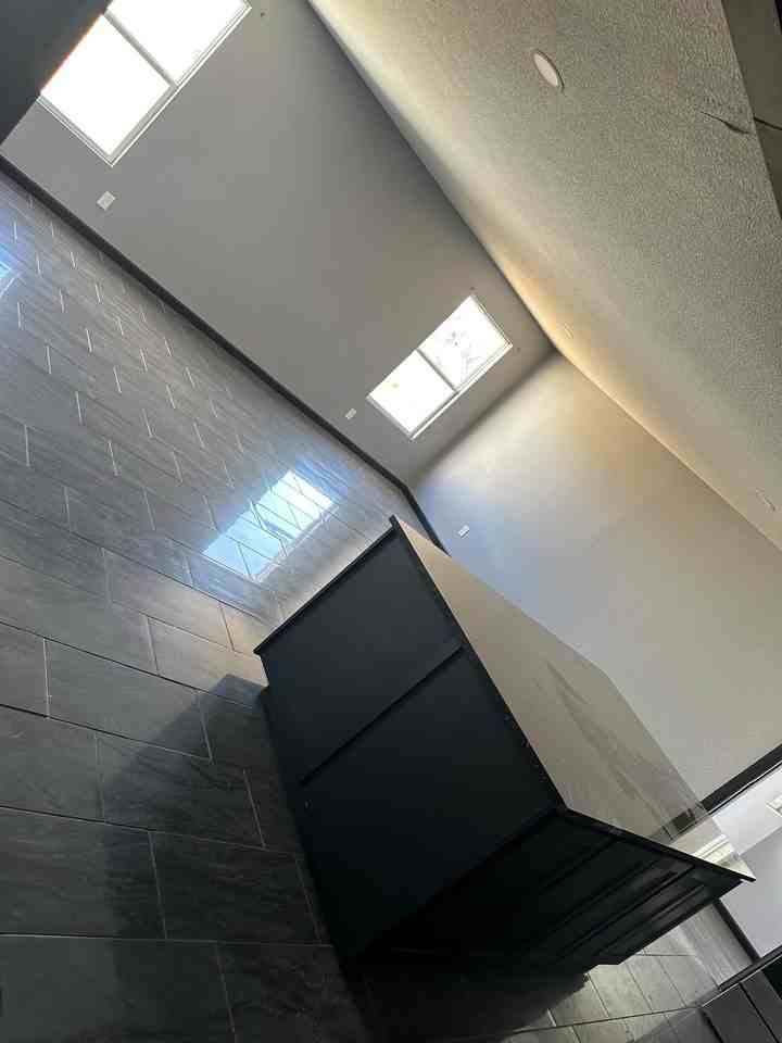 401 W 59th St - Photo 7 of 16