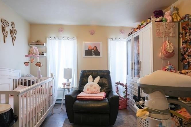 79 N Main St #2R - Photo 4 of 7
